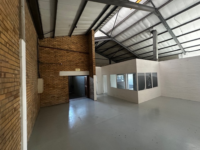 To Let Commercial Property for Rent in Maitland Western Cape